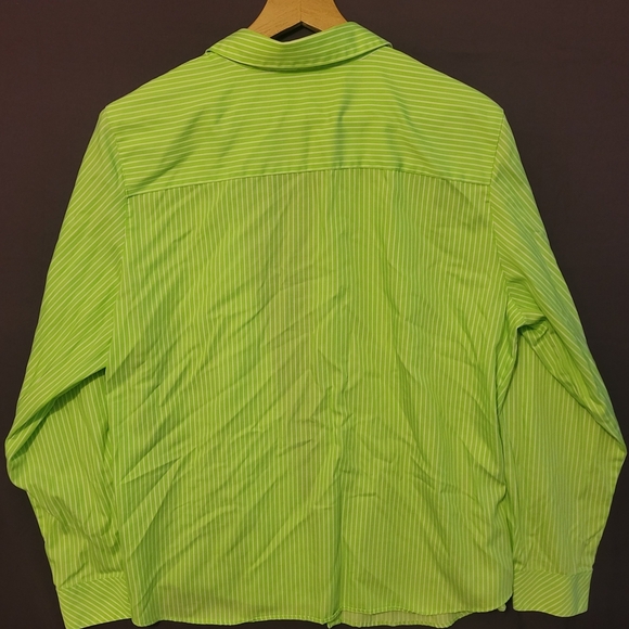 Foxcroft Green Button Down Shirt - Picture 4 of 5